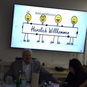 „Brücken für Toleranz – Aufklärung gegen Antisemitismus und Diskriminierung“